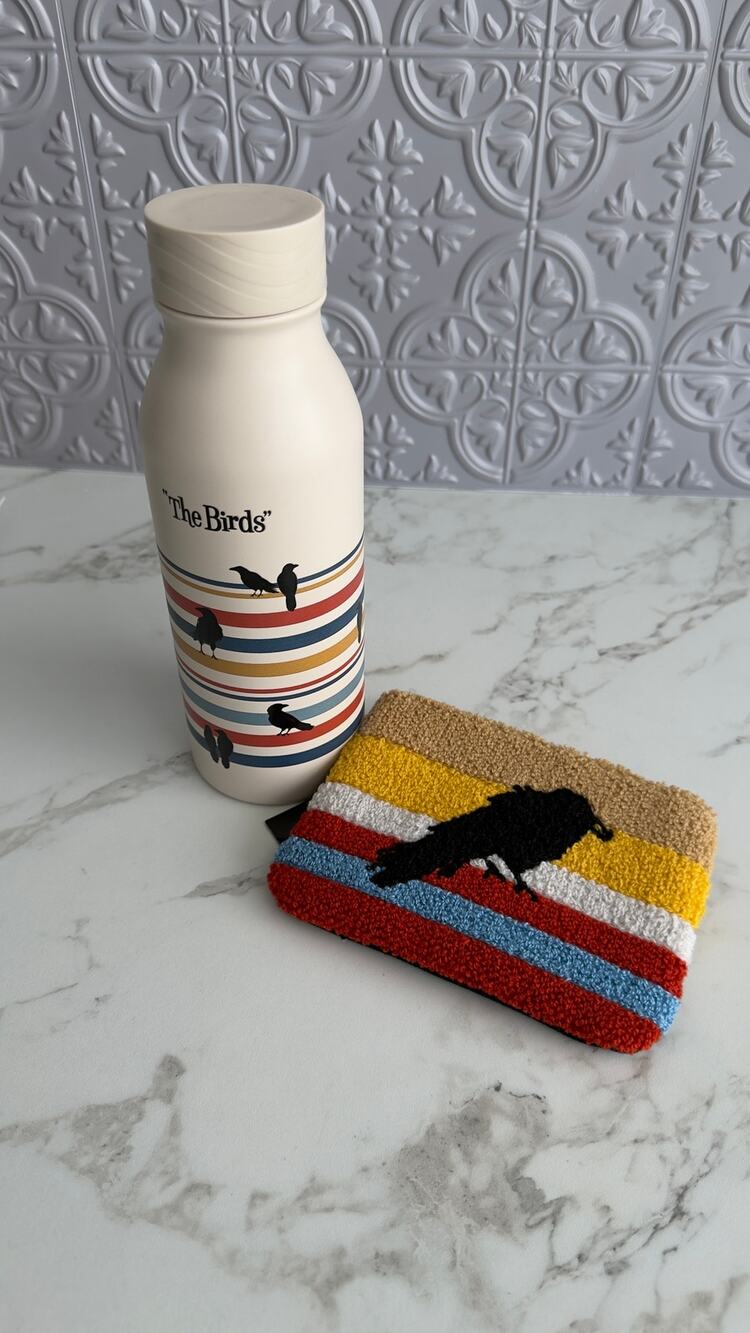 Universal UNIVRS Alfred Hitchcock "The Birds" Tumbler & Zipper Pouch Set NEW